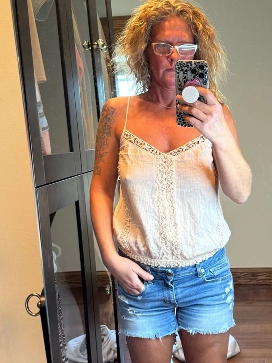 AMERICAN EAGLE Pale Pink Lace-Trim Camisole - Picture 10 of 11